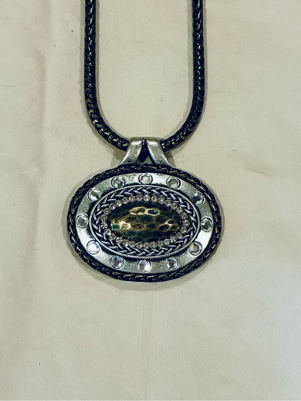 Chico’s Vintage Silver & Gold-Tone Oval Pendant Necklace w/ Gold Hammered Stone